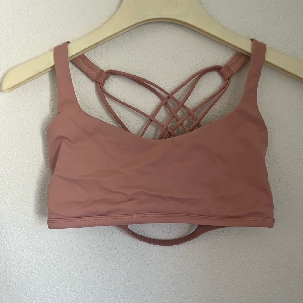 Lululemon Free to Be Bra- Wild light support